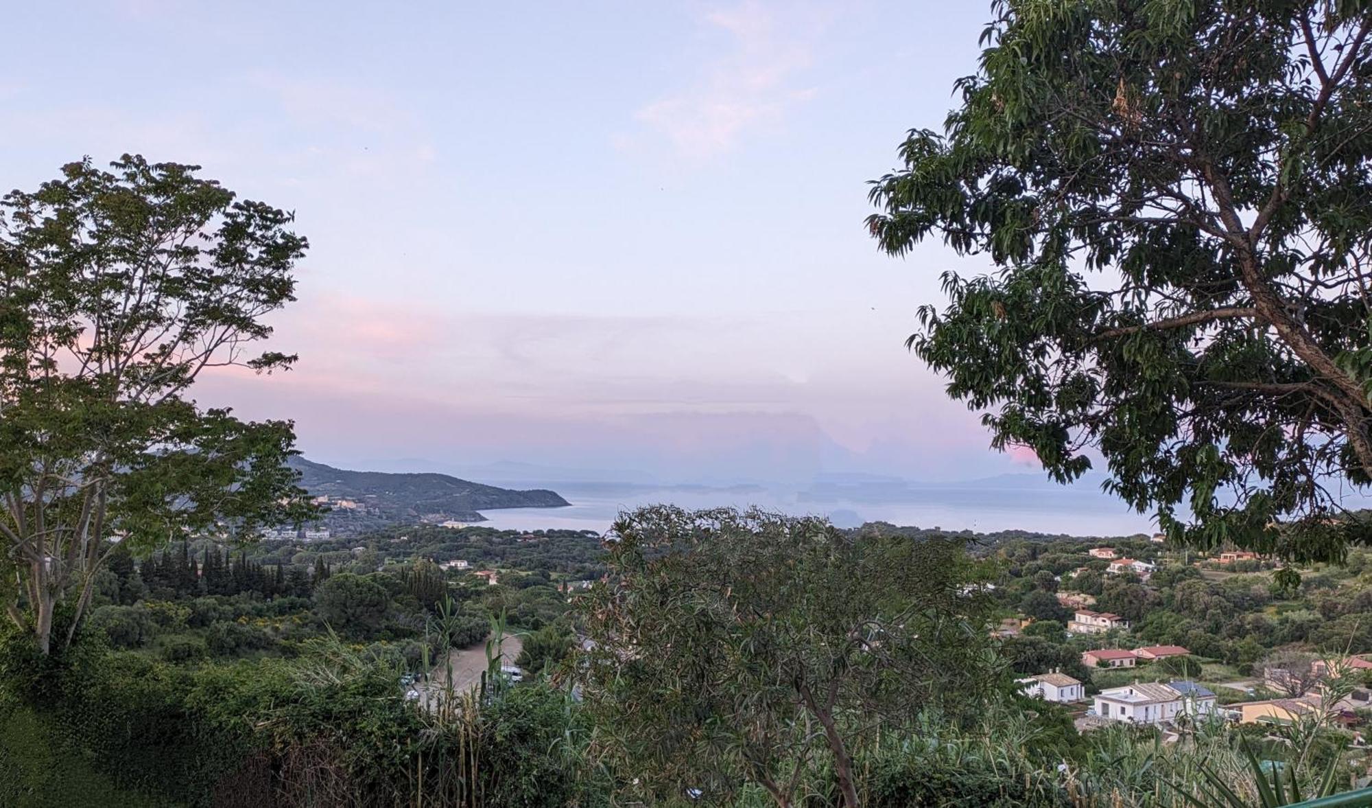 Casa Maddi Casa Vacanze Con Vista Mare Vicinissima Al Centro Capoliveri  Exterior foto